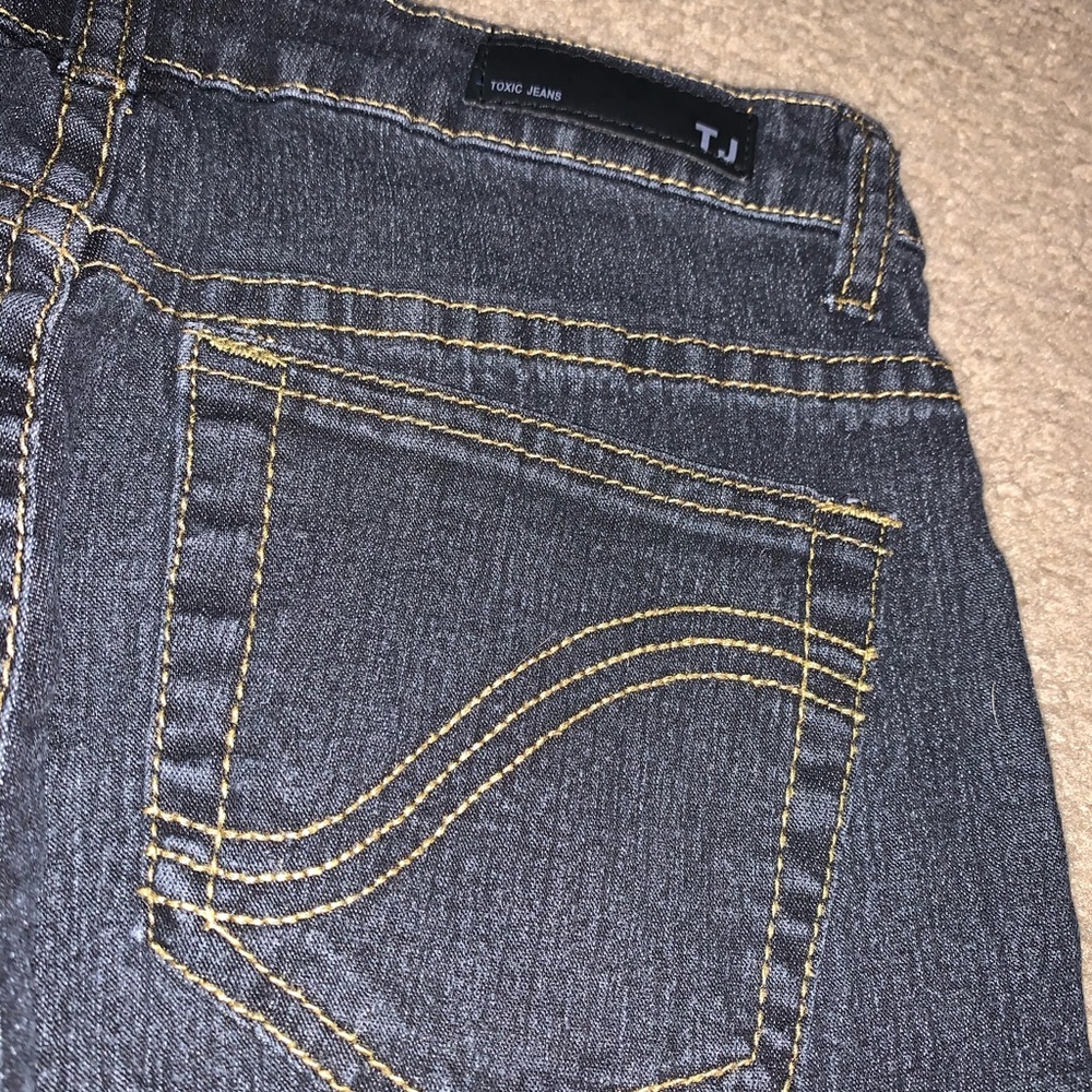 Toxic Jeans - Picture 5 of 5
